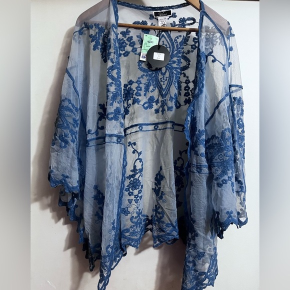 Jackets & Blazers - NWT Vivid Blue Sheer Floral Kimono Sz 3X Women